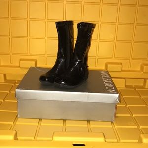 NORDSTROM PATENT LEATHER LIL TODDLER BOOTS!